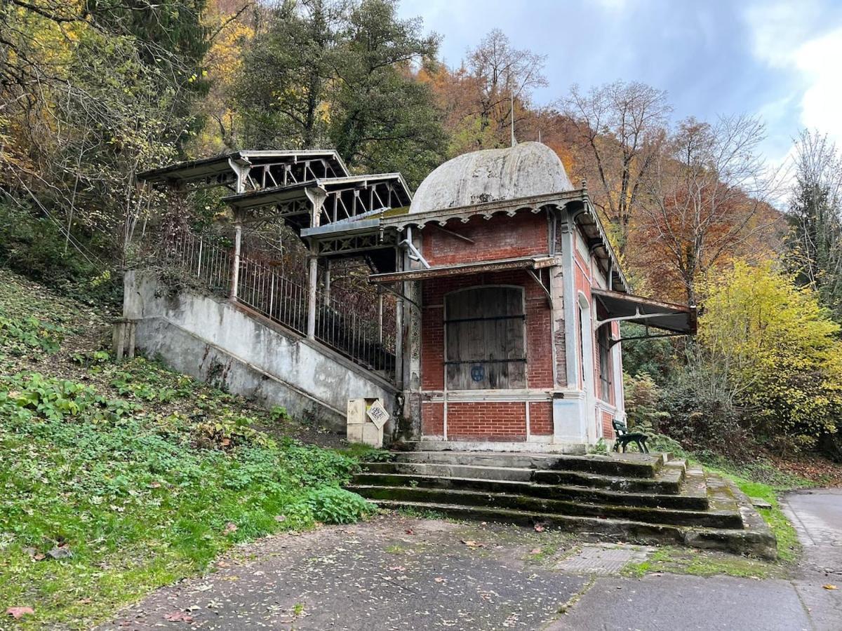 Bagneres De Luchon, Residence Val De Jade, Beau T3 Meuble, Plein Centre, Pour 4 Ou 6 Personnes Exterior photo